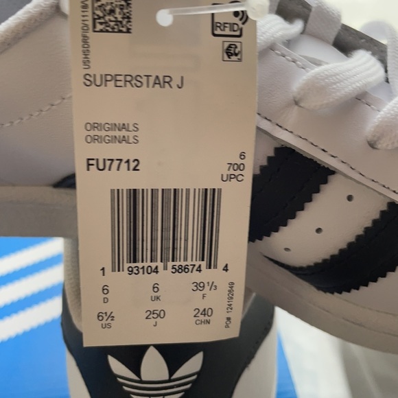 Adidas Superstar J - Picture 8 of 8